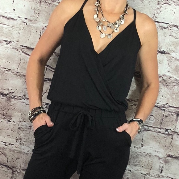New Elan (Bloomingdale)Spaghetti Strp Blk Jumpsuit - Picture 4 of 8